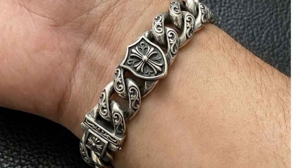 ছেলেদের রুপার ব্রেসলেট