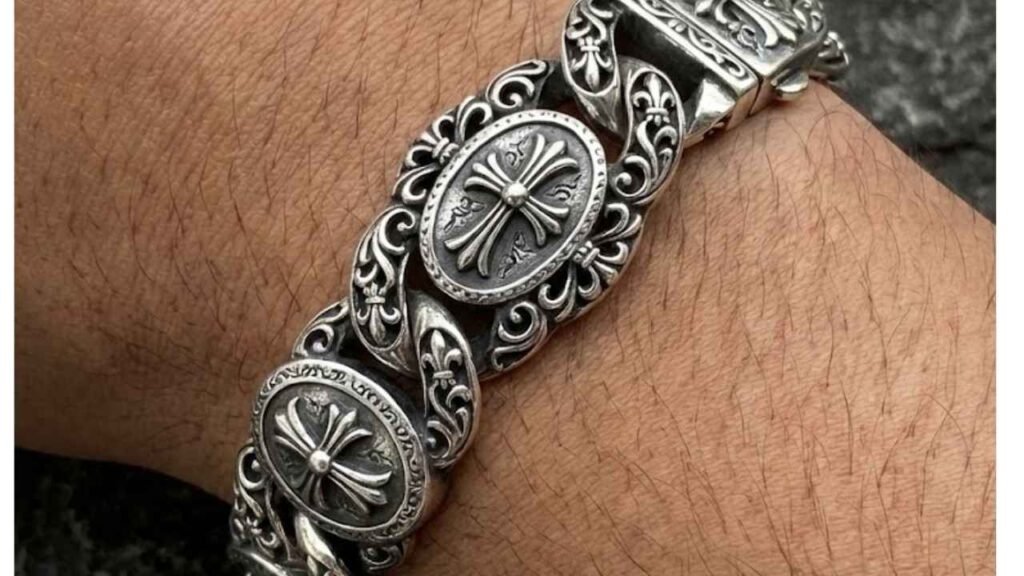 ছেলেদের রুপার ব্রেসলেট